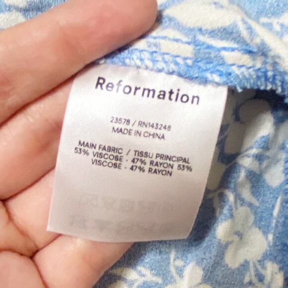 Reformation Mica Square Neck Floral Midi Dress in Daniella Blue White Size 4 - Picture 8 of 8
